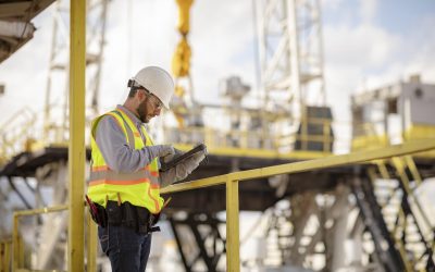 6 Ways Oil and Gas Companies are Using Rugged Phones and Tablets to Increase Efficiency and Profits