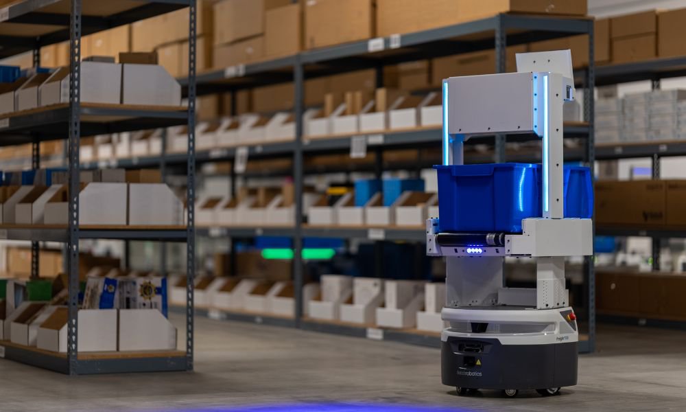Zebra Technologies Fetch Robotics autonomous mobile robot moving pallets in a warehouse